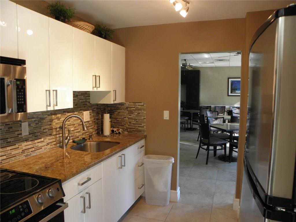 JAMAICA HOUSE - Residential