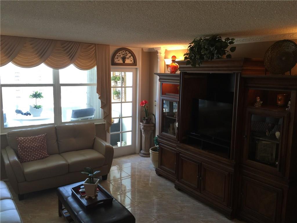 JAMAICA HOUSE - Residential