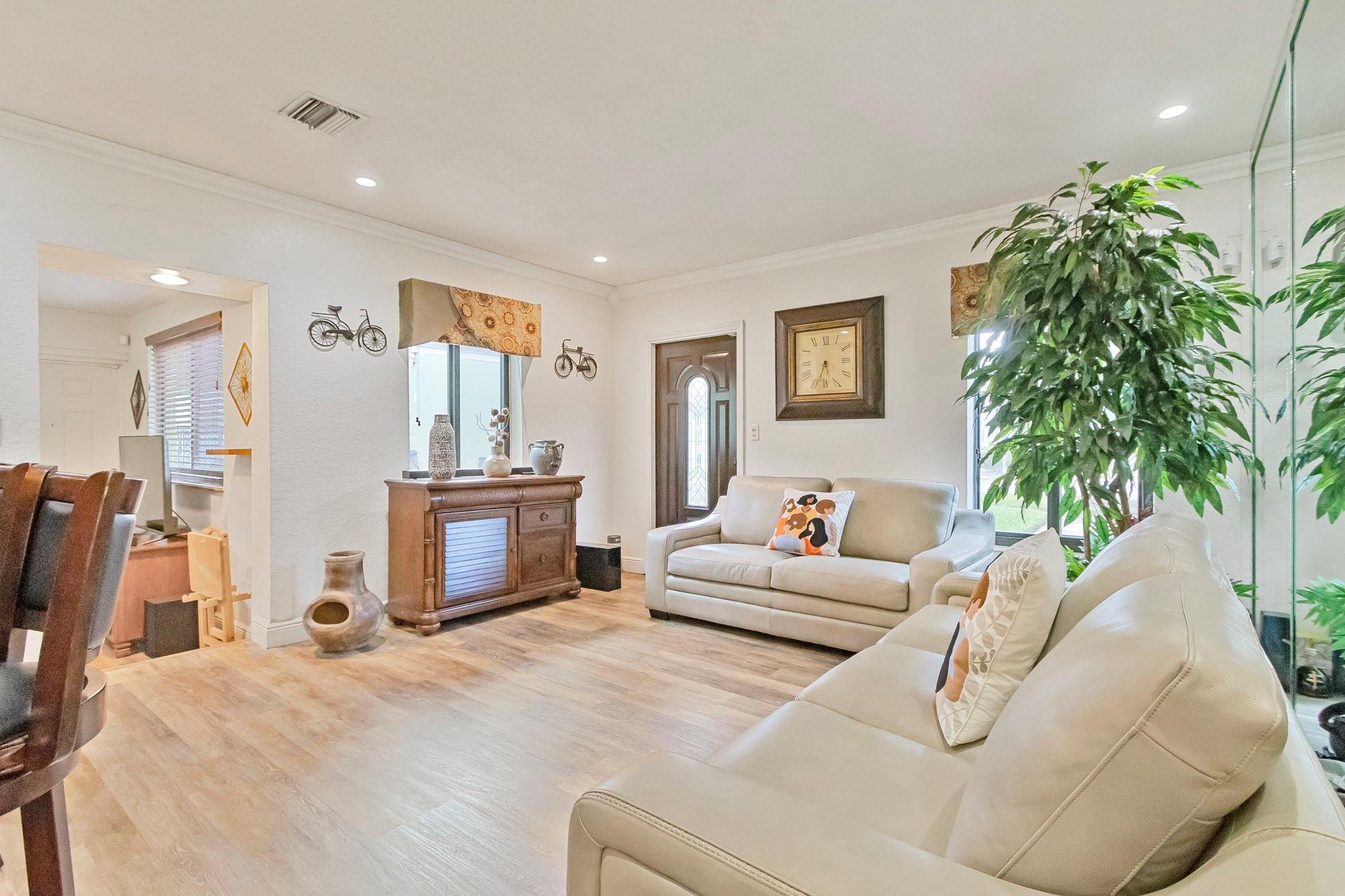 936 NW 13th St