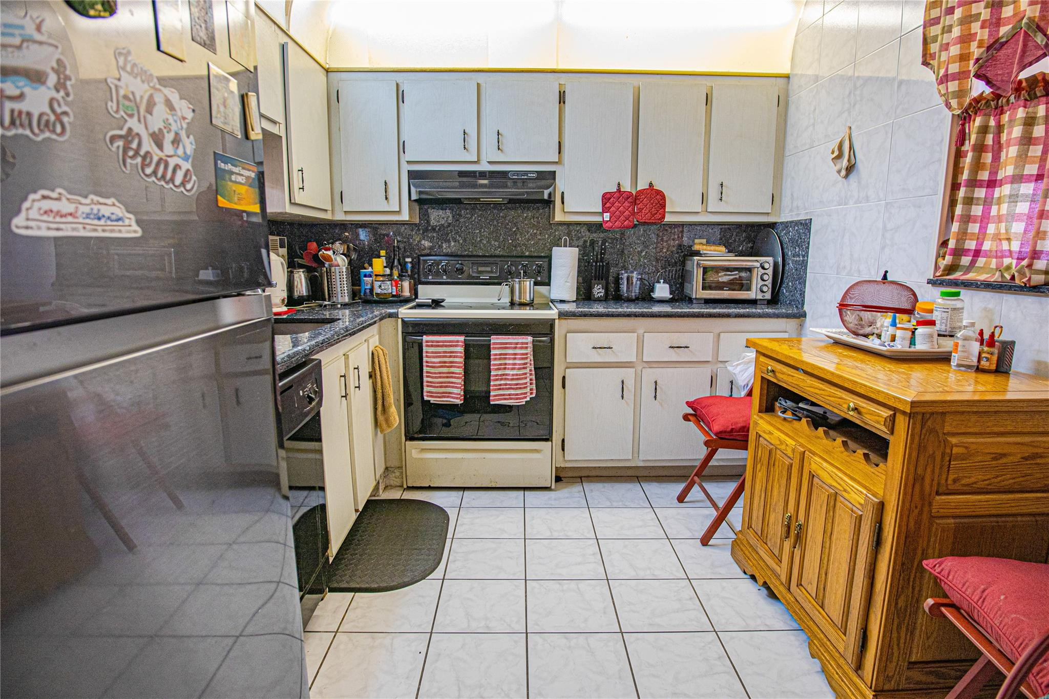 SOMERSET AT LAUDERDALE LA - Residential