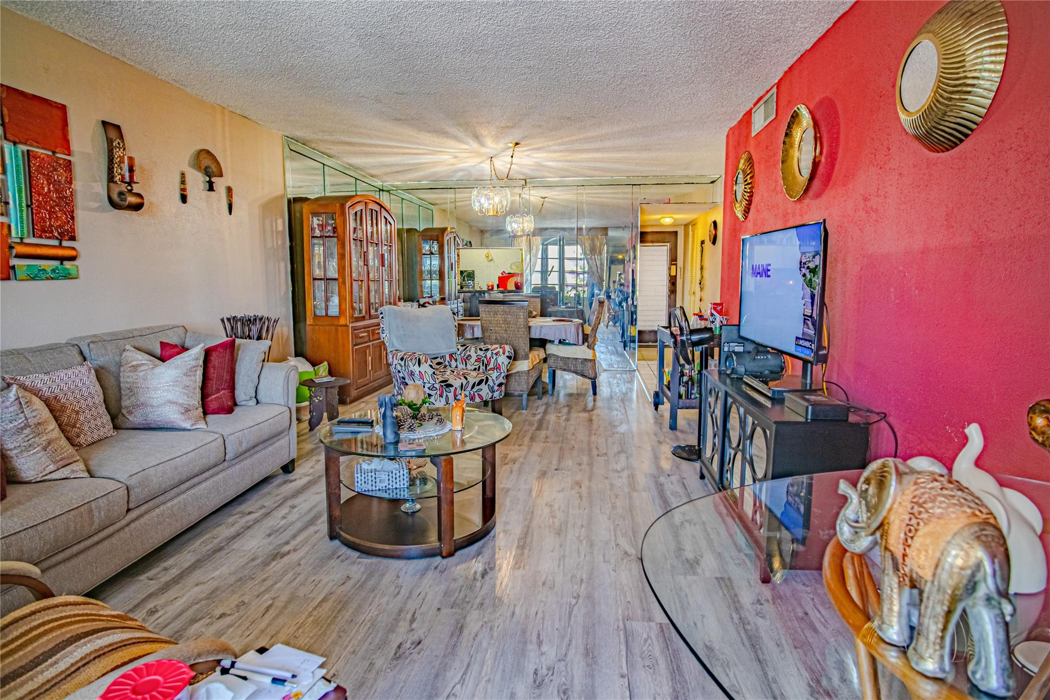 SOMERSET AT LAUDERDALE LA - Residential