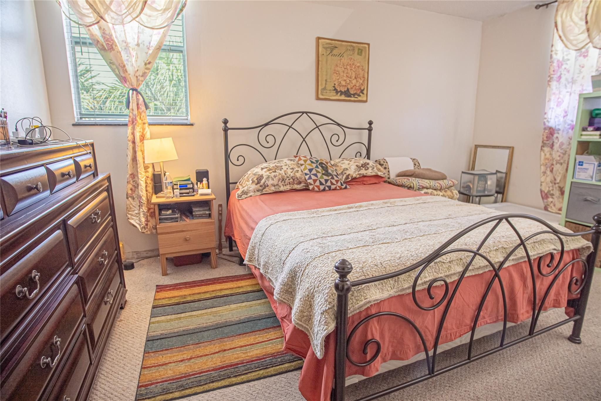 SOMERSET AT LAUDERDALE LA - Residential