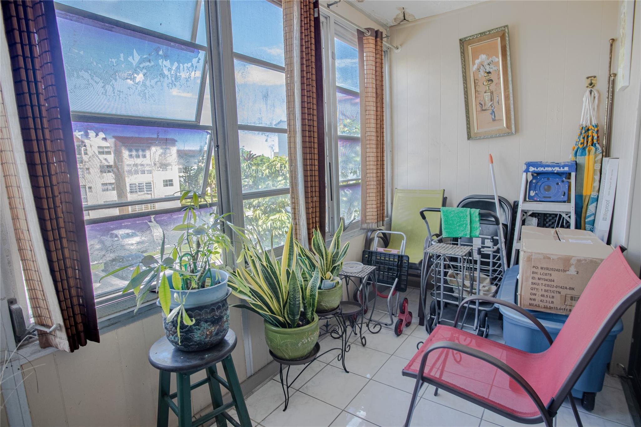 SOMERSET AT LAUDERDALE LA - Residential