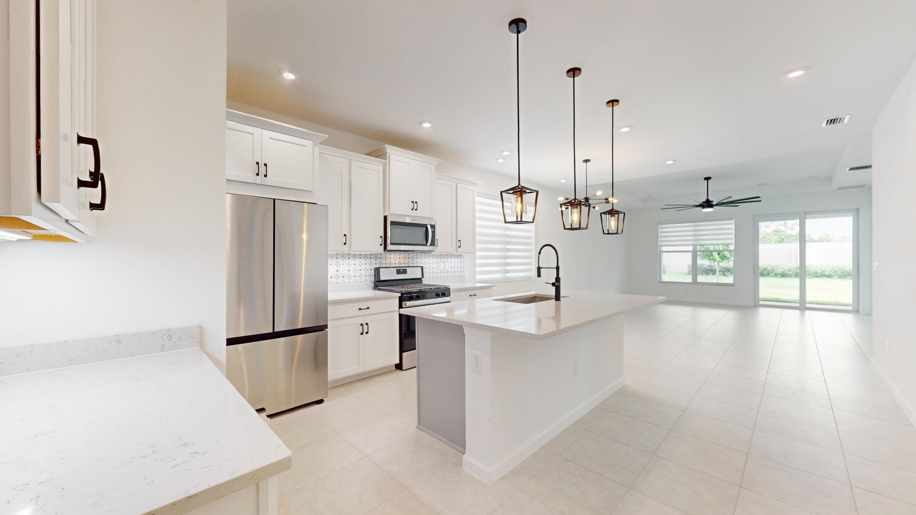 EMERY II - Residential Lease