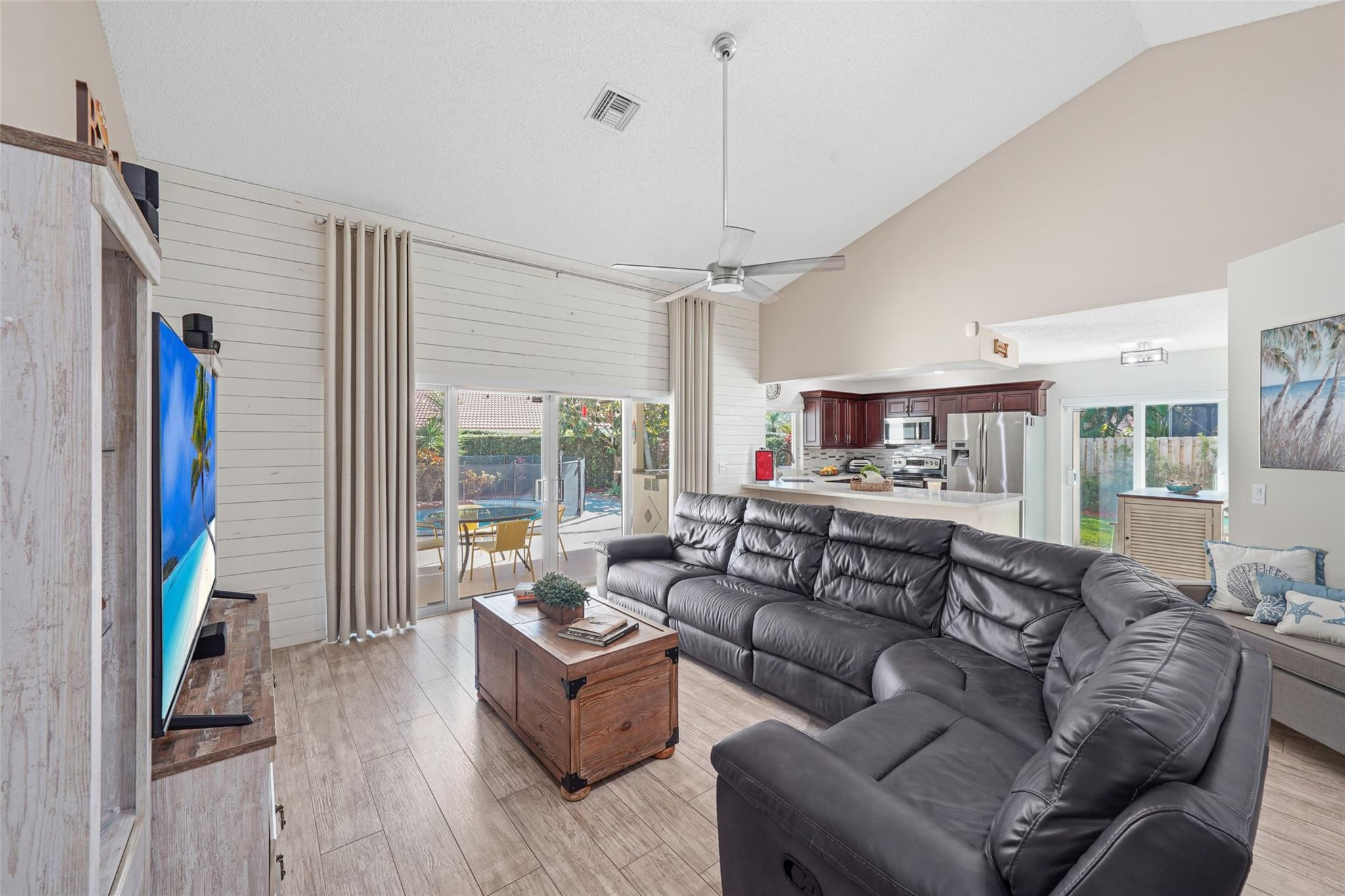 Jacaranda Prcl 108 141-2 - Residential