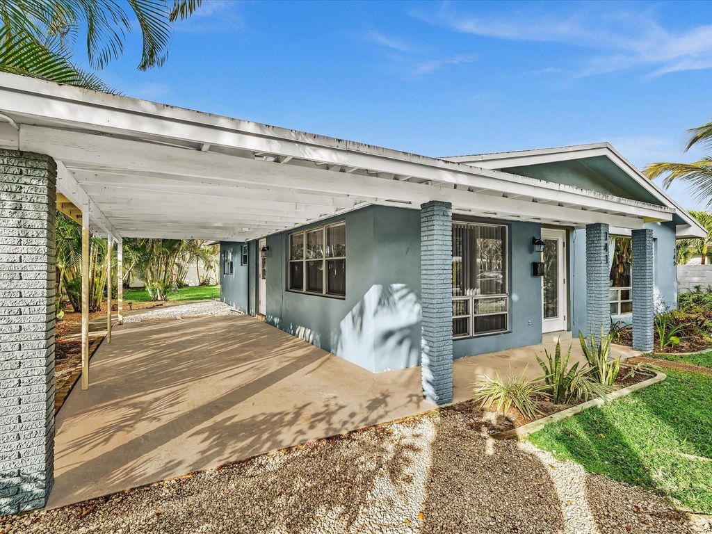 Photo of 141145 NE 30th Court, Wilton Manors, FL 33334 (MLS # F10537435)