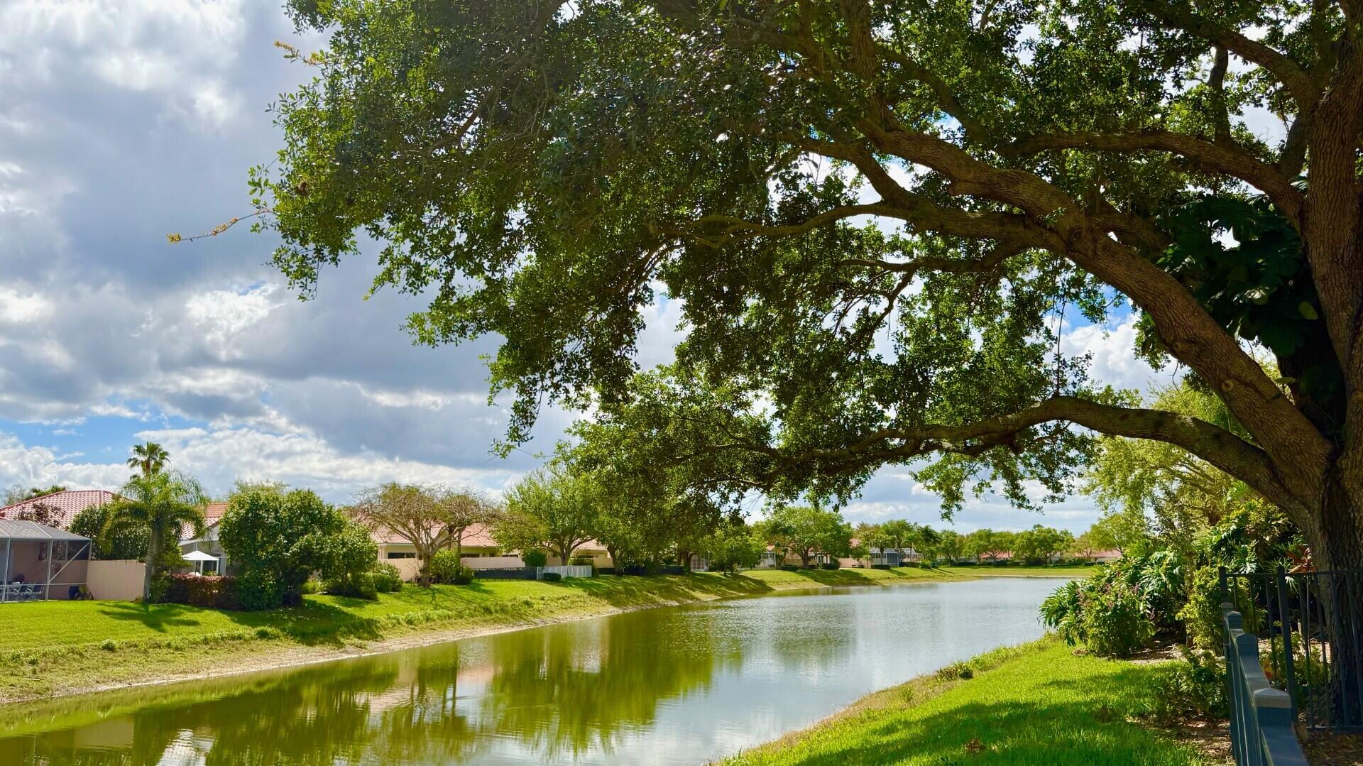 RIVERWALK - Residential