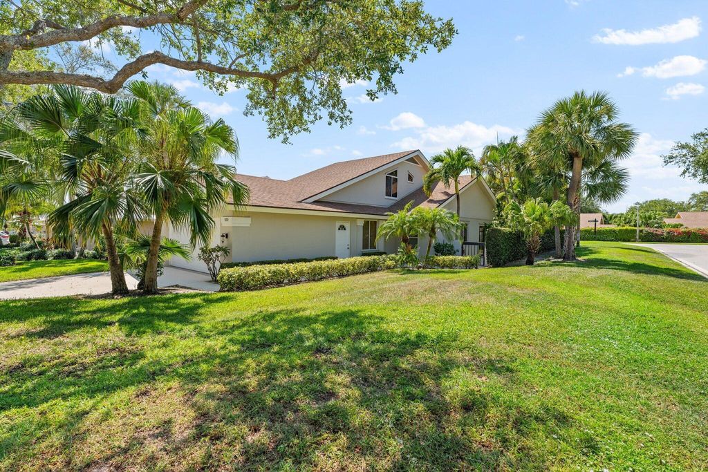Photo of 100 Sea Steppes Court, Jupiter, FL 33477 (MLS # R10888550)