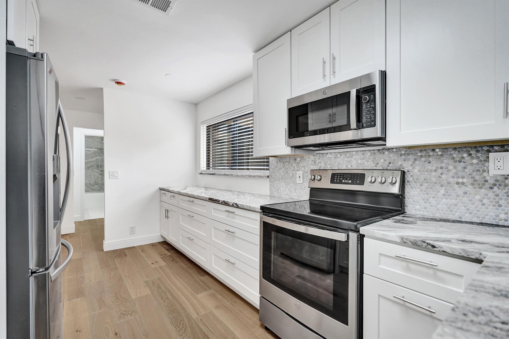 818 NW 26th Avenue