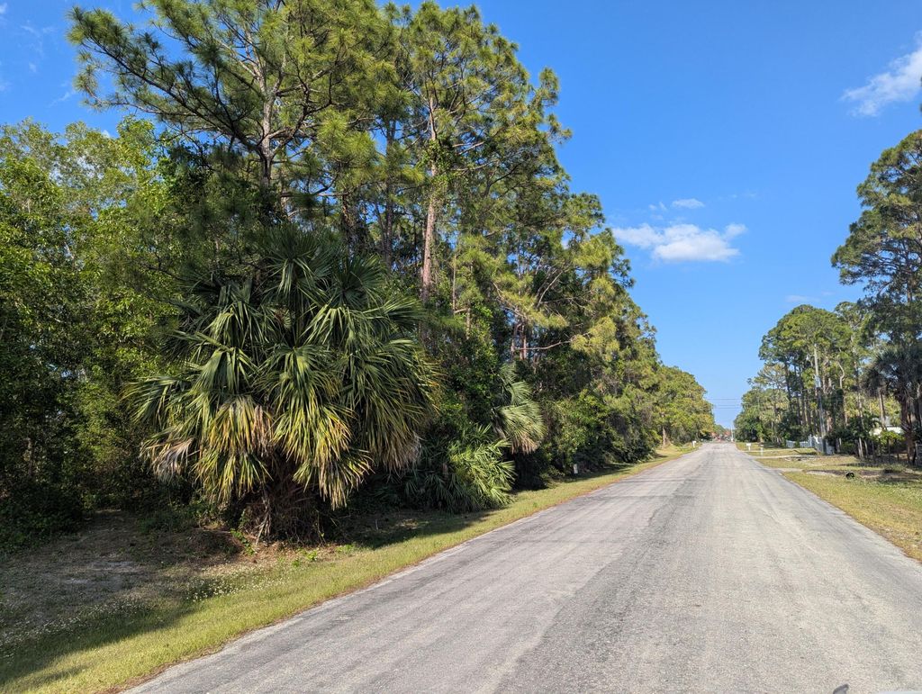 Photo of 135 97 Road N, West Palm Beach, FL 33412 (MLS # R11081966)