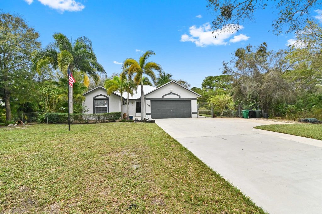 Photo of 5013 Palmetto Drive, Fort Pierce, FL 34982 (MLS # R10944746)