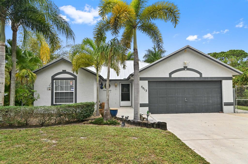 Photo of 5013 Palmetto Drive, Fort Pierce, FL 34982 (MLS # R10944746)