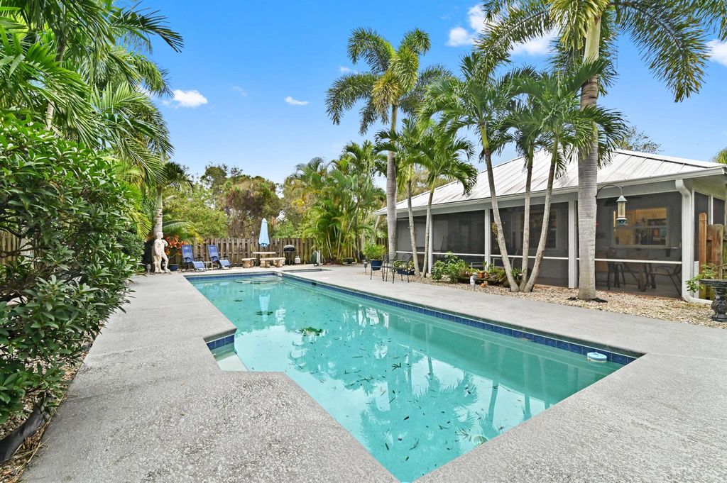 Photo of 5013 Palmetto Drive, Fort Pierce, FL 34982 (MLS # R10944746)