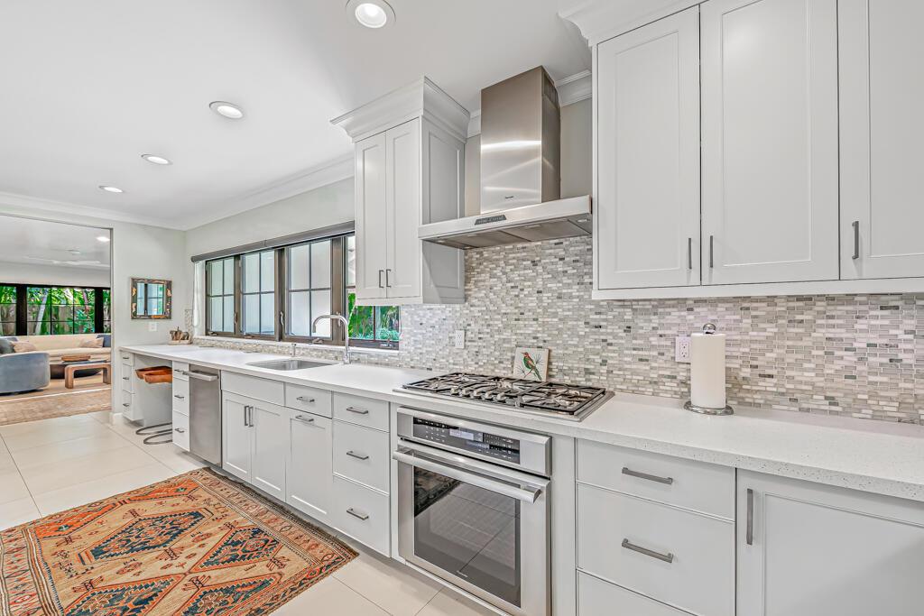 DELRAY ISLE - Residential