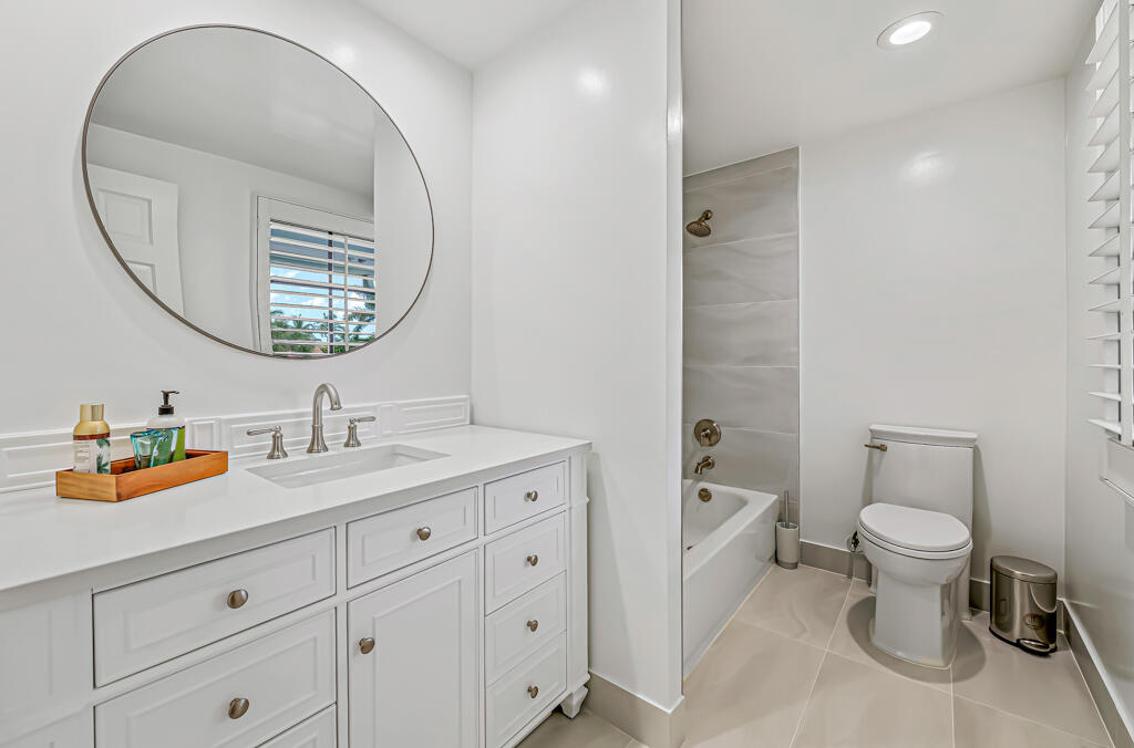 DELRAY ISLE - Residential