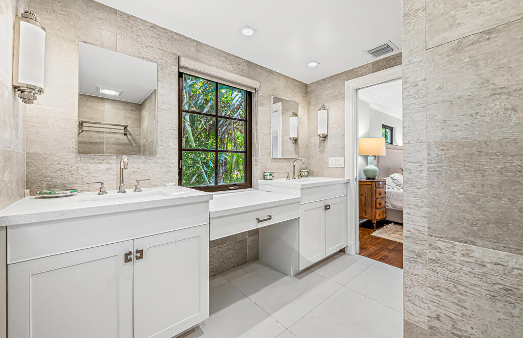 DELRAY ISLE - Residential