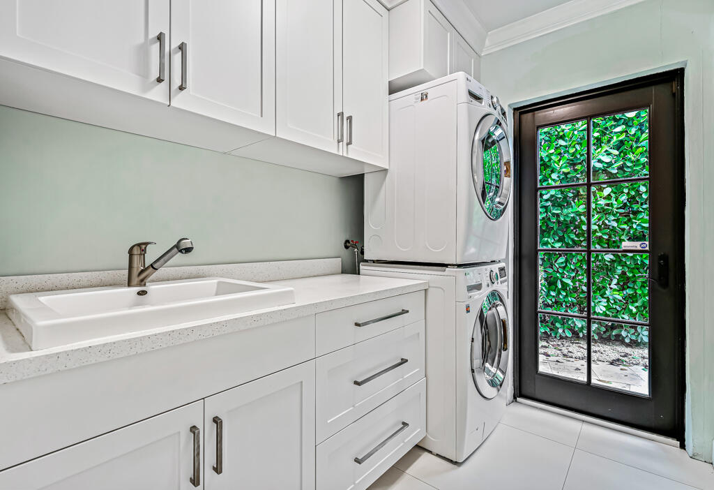 DELRAY ISLE - Residential