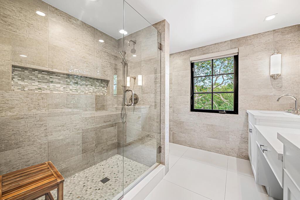 DELRAY ISLE - Residential