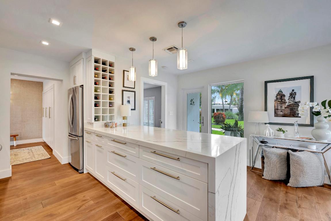 PALM HILL OCEAN CLUB CO-OP - Residential