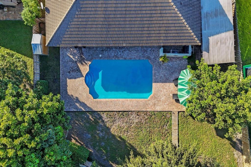 Oak Wood 80-39 B - Residential