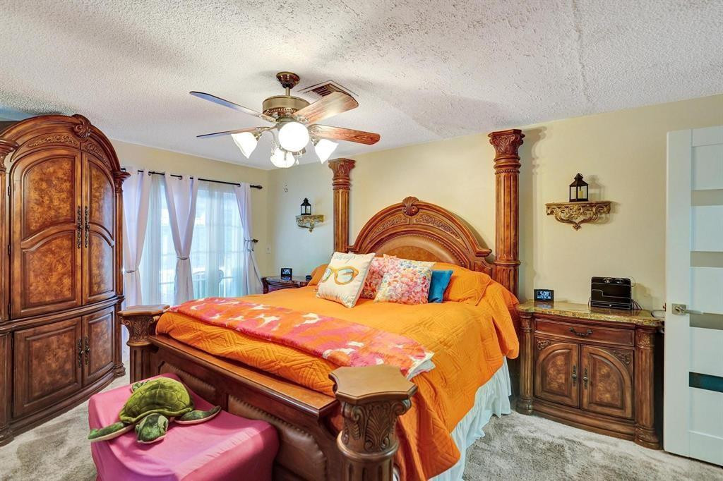 Oak Wood 80-39 B - Residential