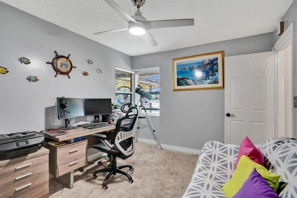 Oak Wood 80-39 B - Residential