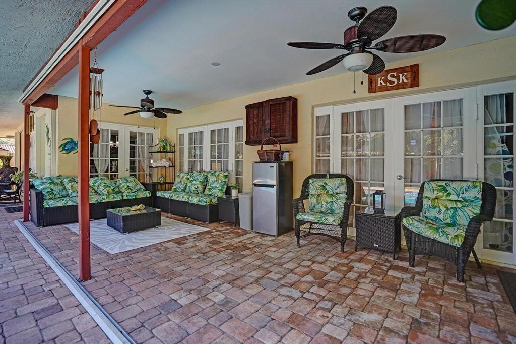 Oak Wood 80-39 B - Residential