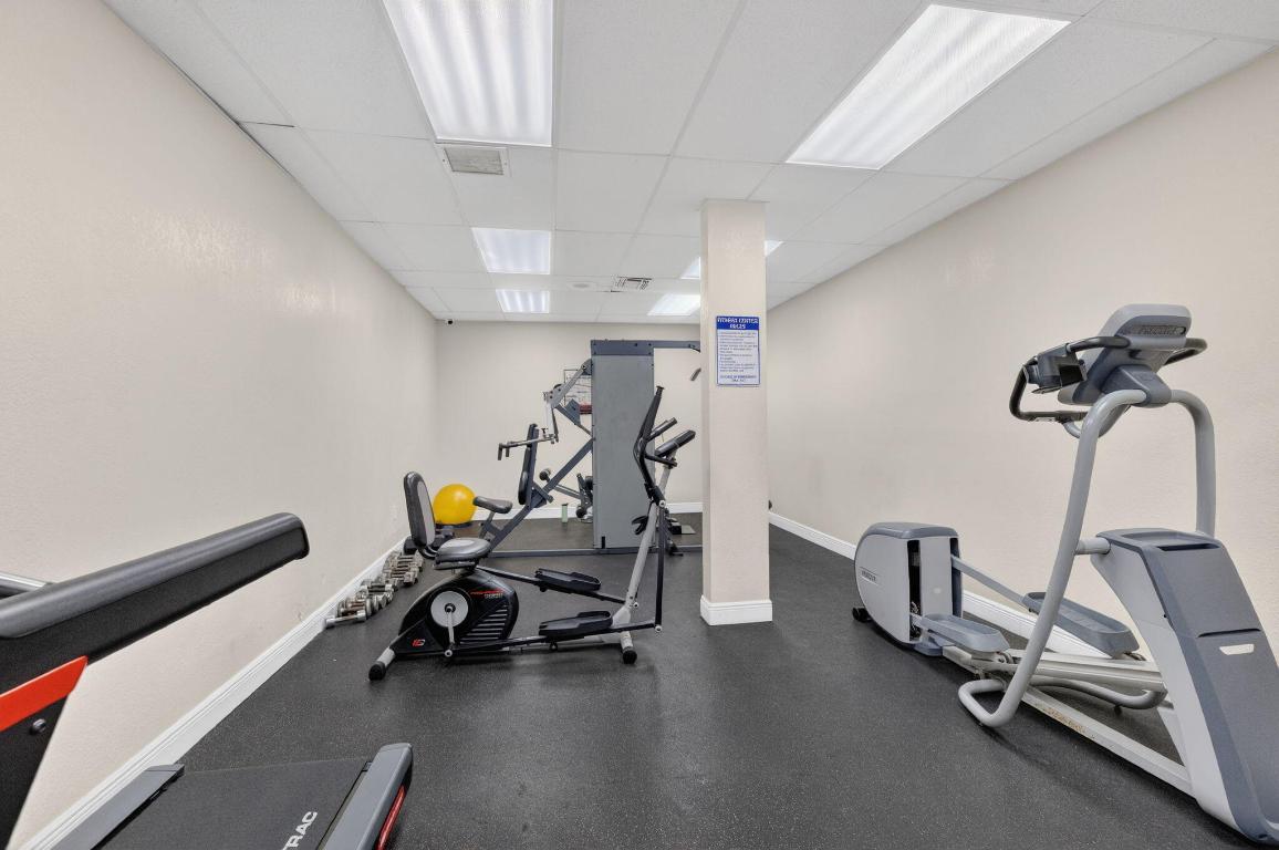 SANDS POINT CONDOMINIUM I - Residential