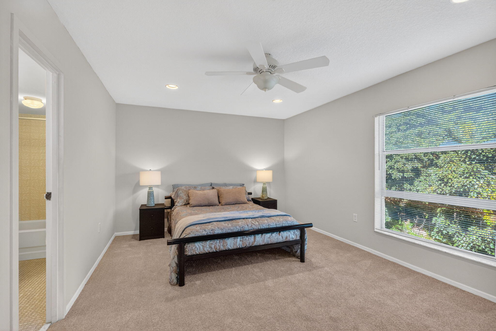 SANDS POINT CONDOMINIUM I - Residential