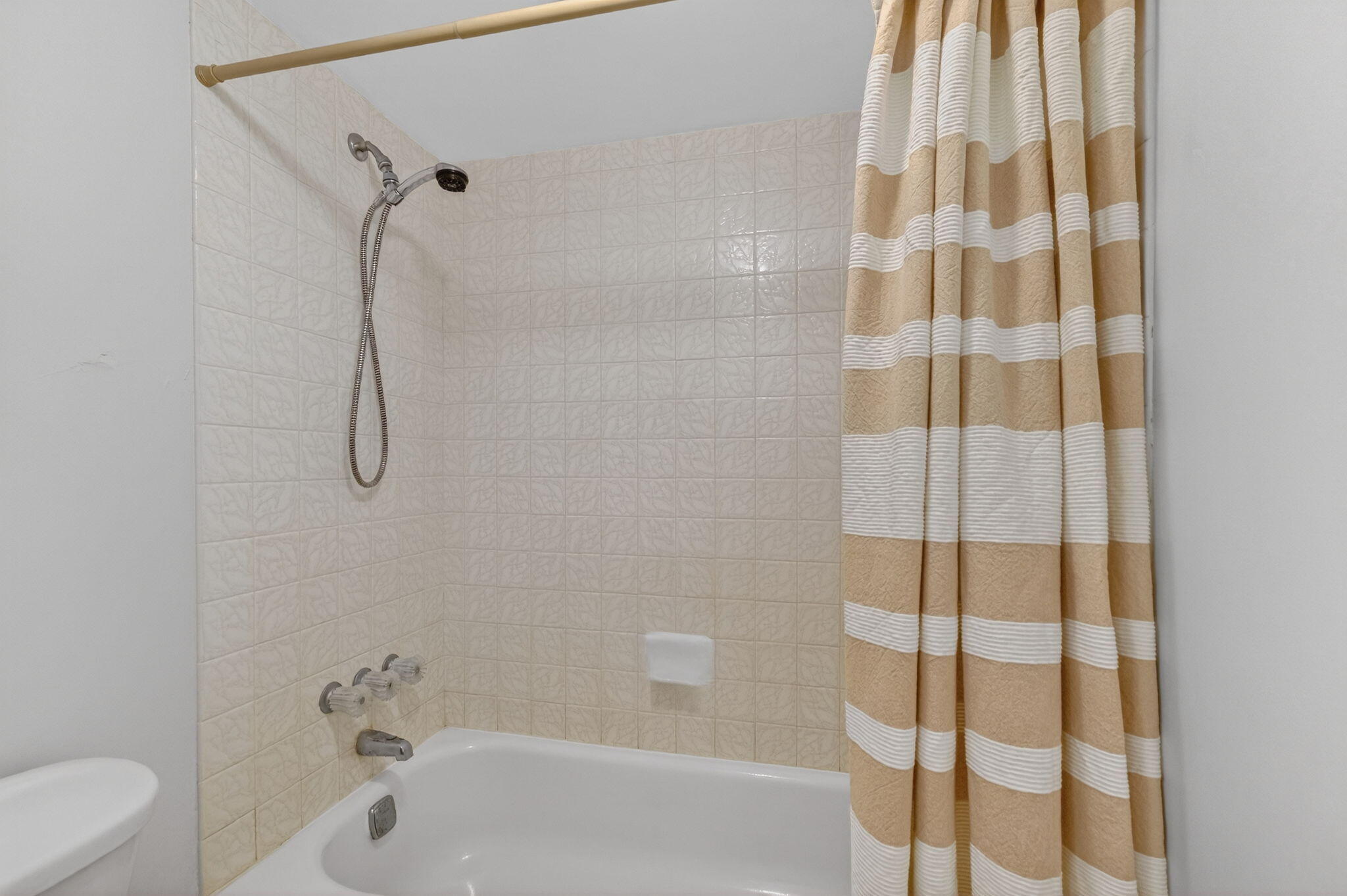 SANDS POINT CONDOMINIUM I - Residential