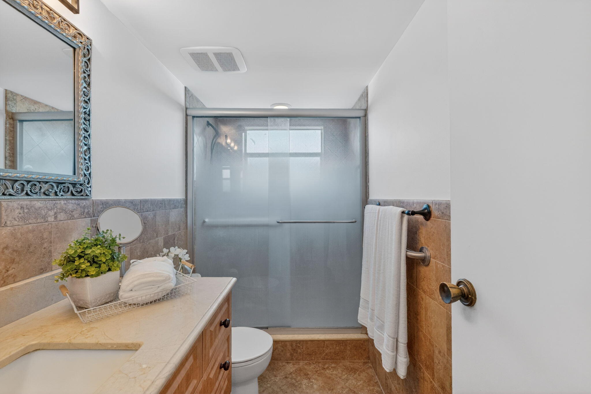 SANDS POINT CONDOMINIUM I - Residential