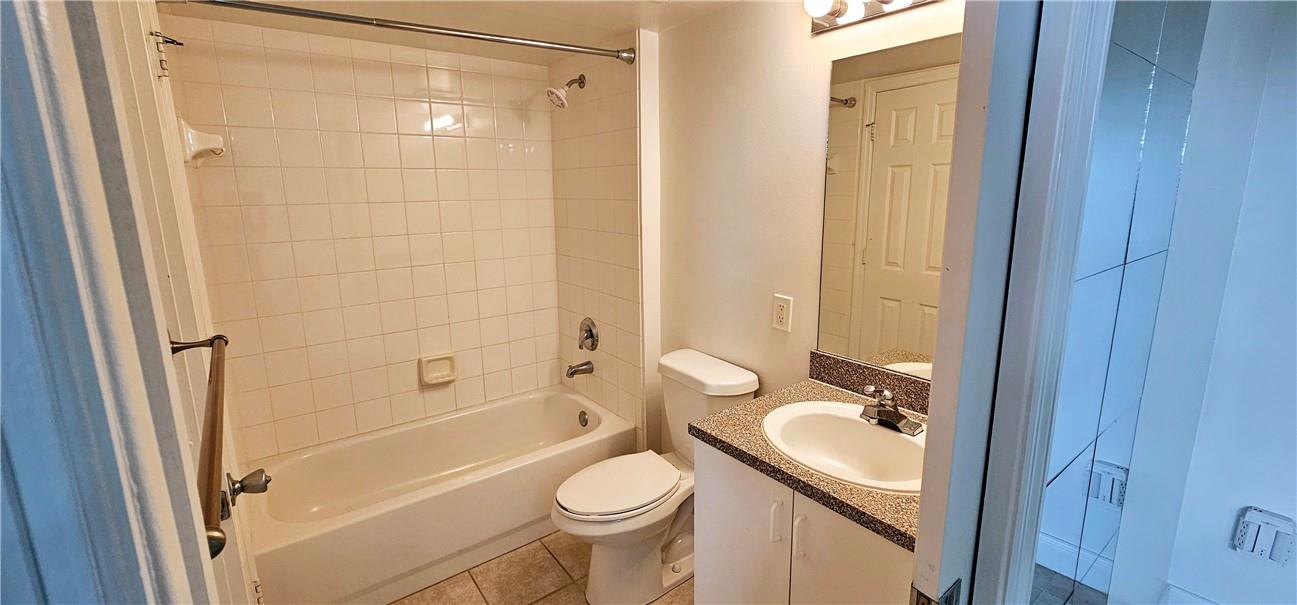 Evergreen Lakes Condo - Residential