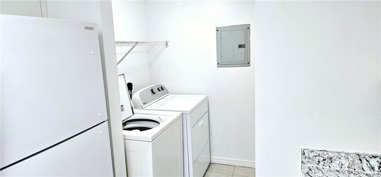 Evergreen Lakes Condo - Residential