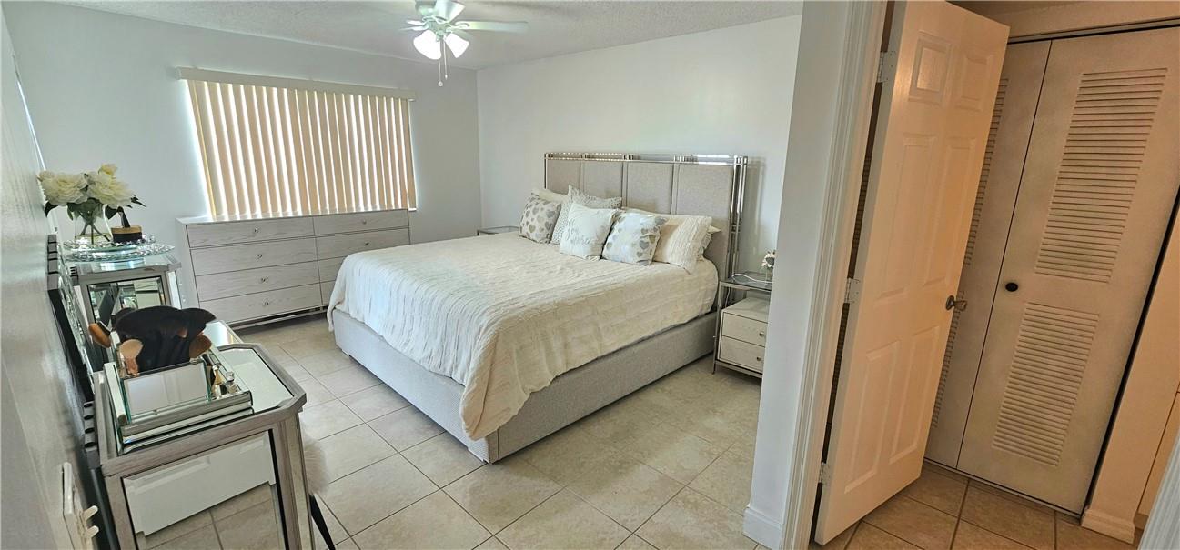 Evergreen Lakes Condo - Residential