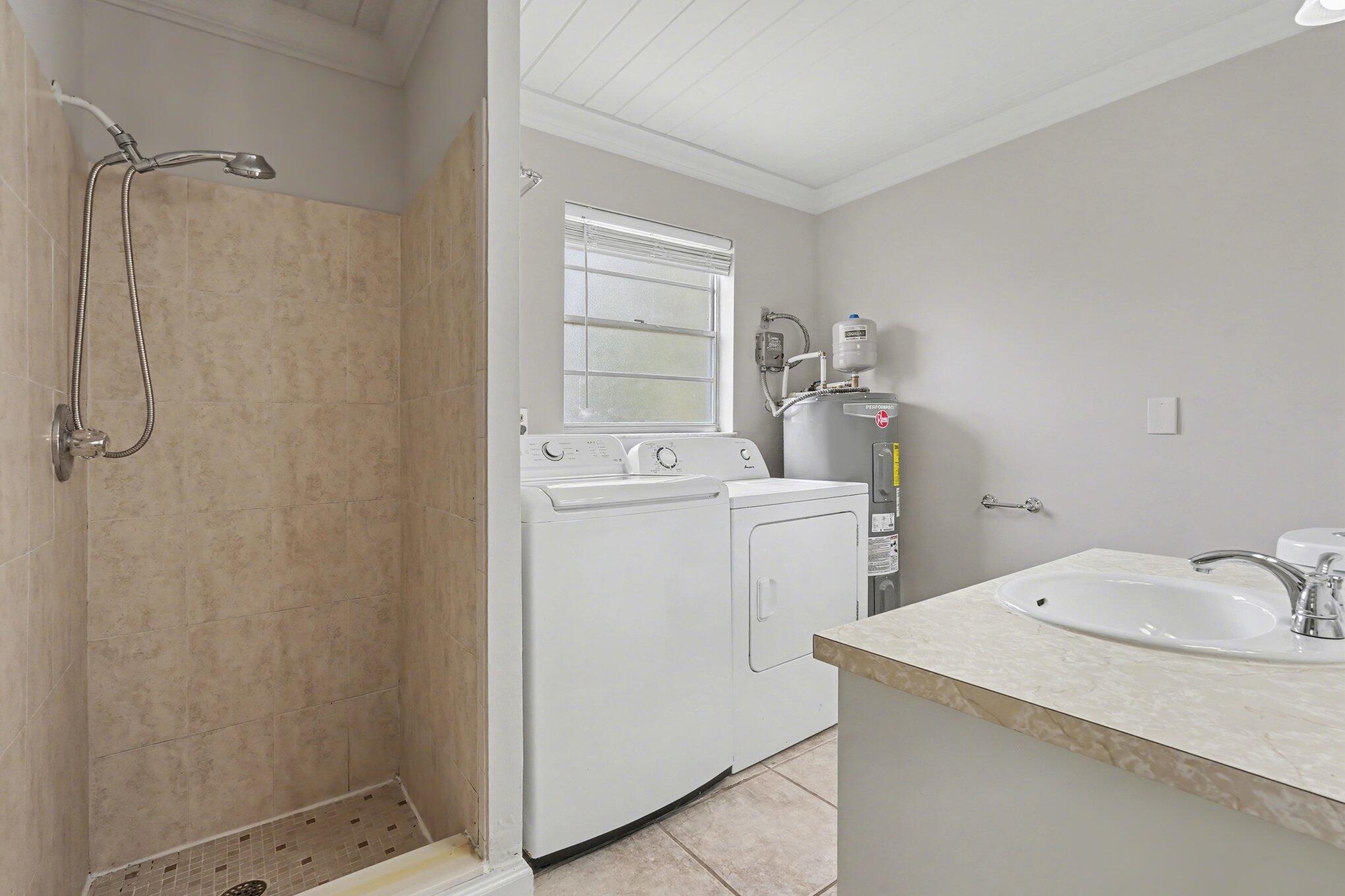 SEBASTIAN HIGHLANDS UNIT 10 - Residential