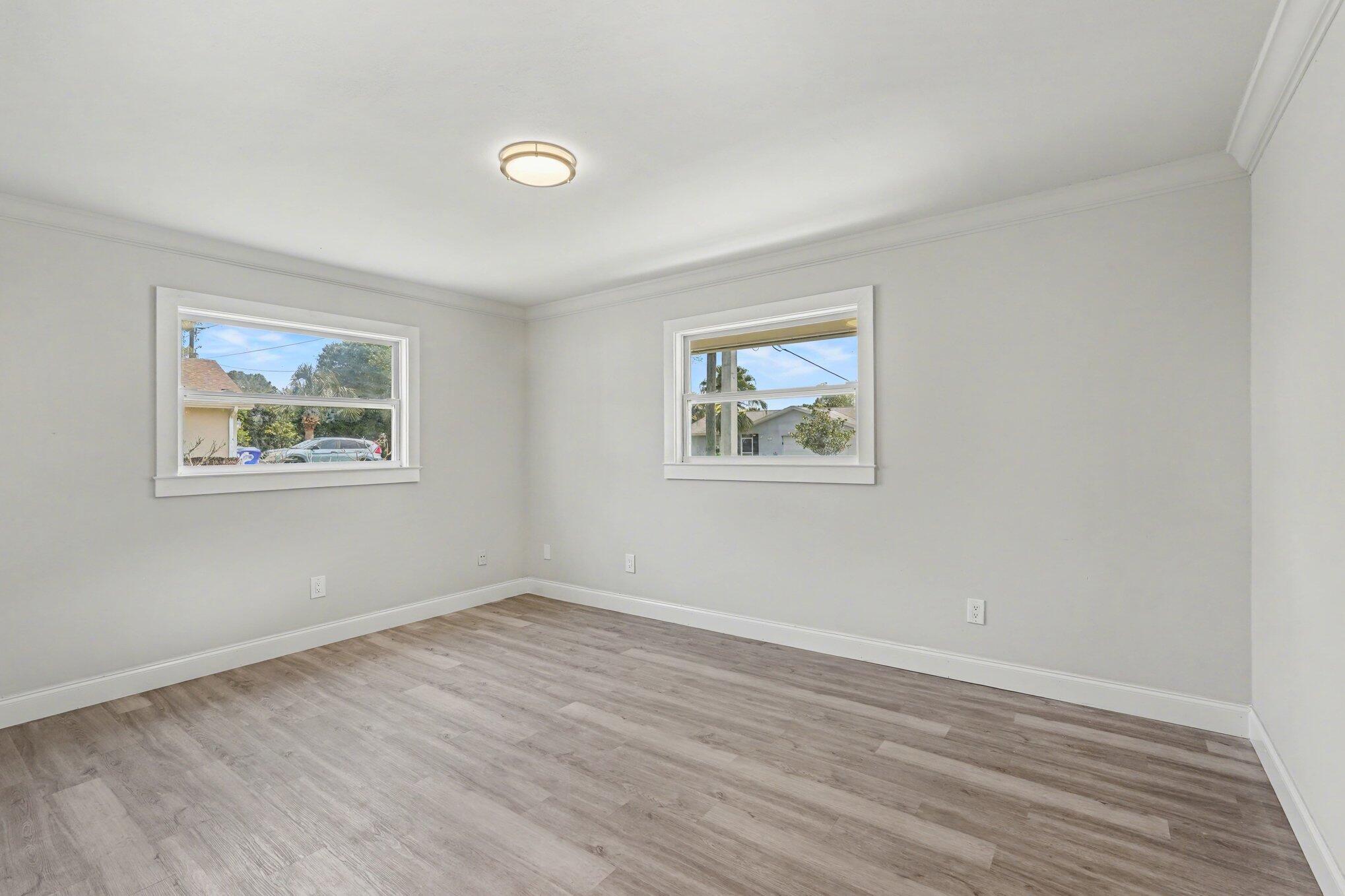 SEBASTIAN HIGHLANDS UNIT 10 - Residential