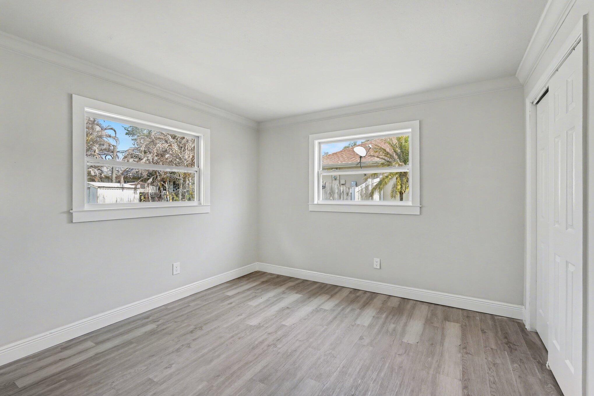 SEBASTIAN HIGHLANDS UNIT 10 - Residential