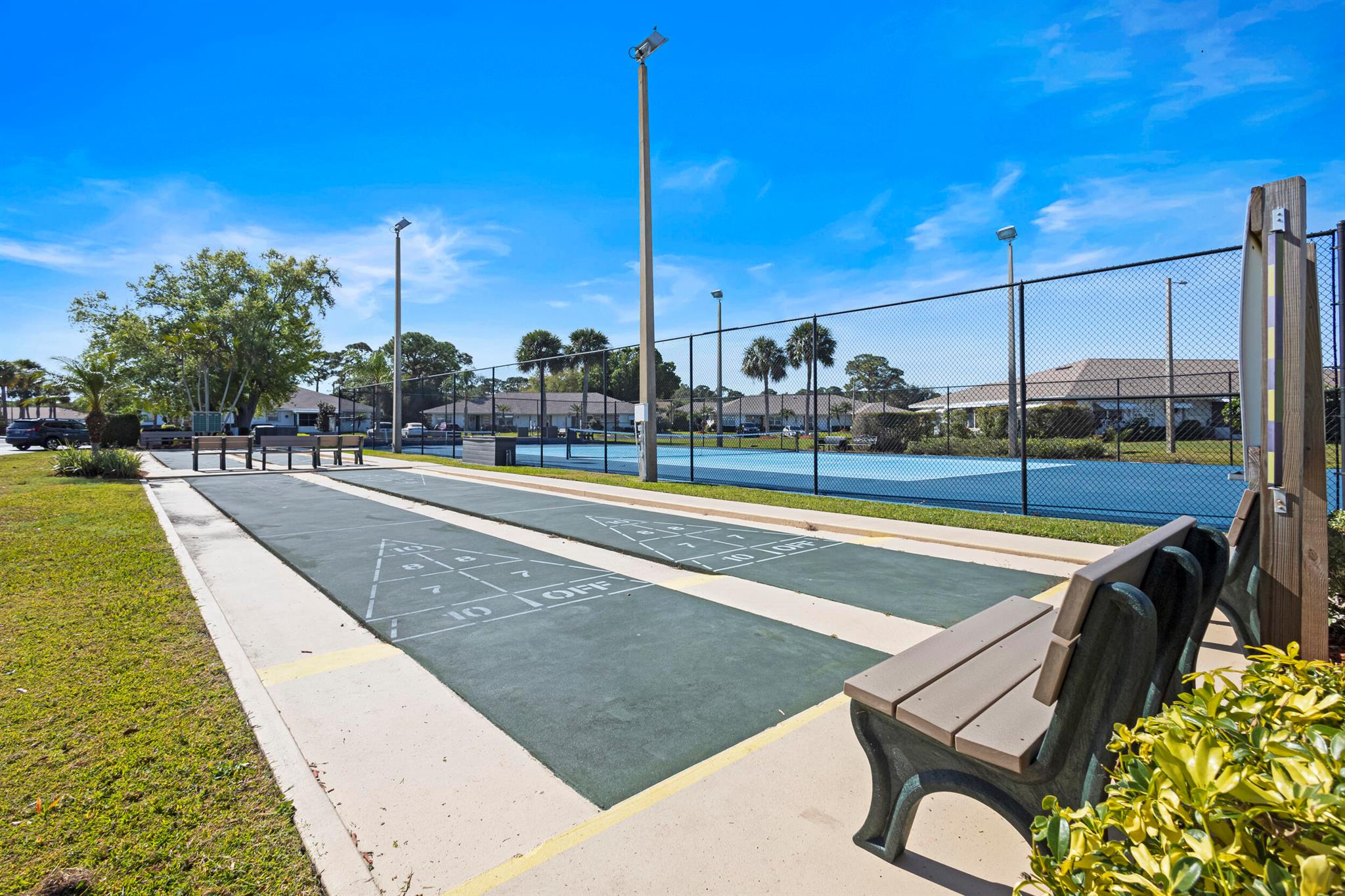 HIGH POINT OF FORT PIERCE CONDOMINIUM SECTION 2 - Residential