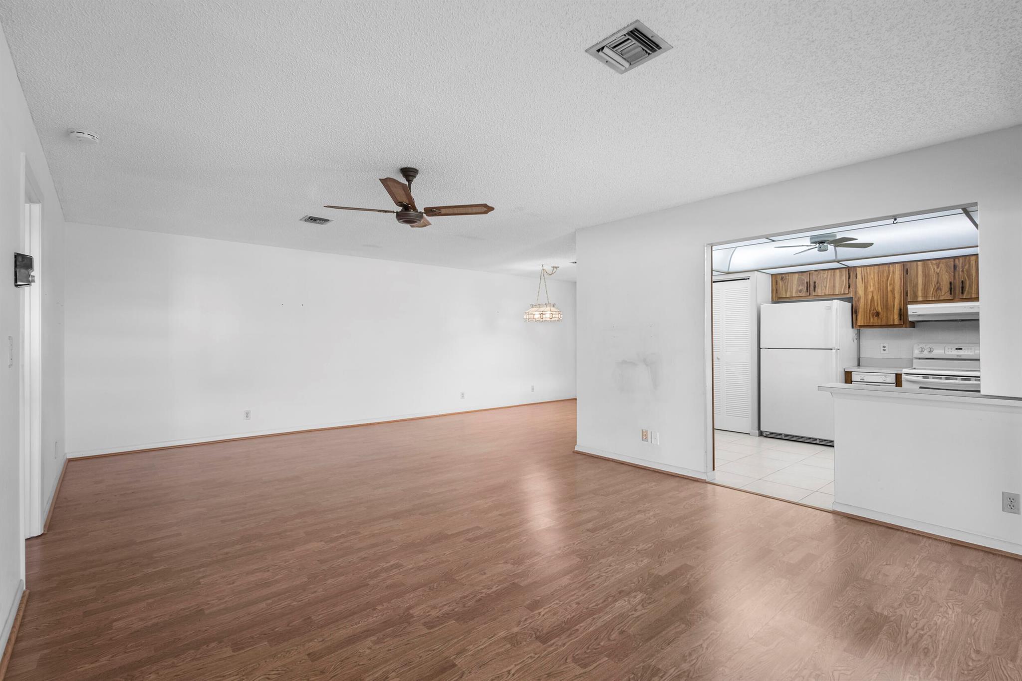 HIGH POINT OF FORT PIERCE CONDOMINIUM SECTION 2 - Residential