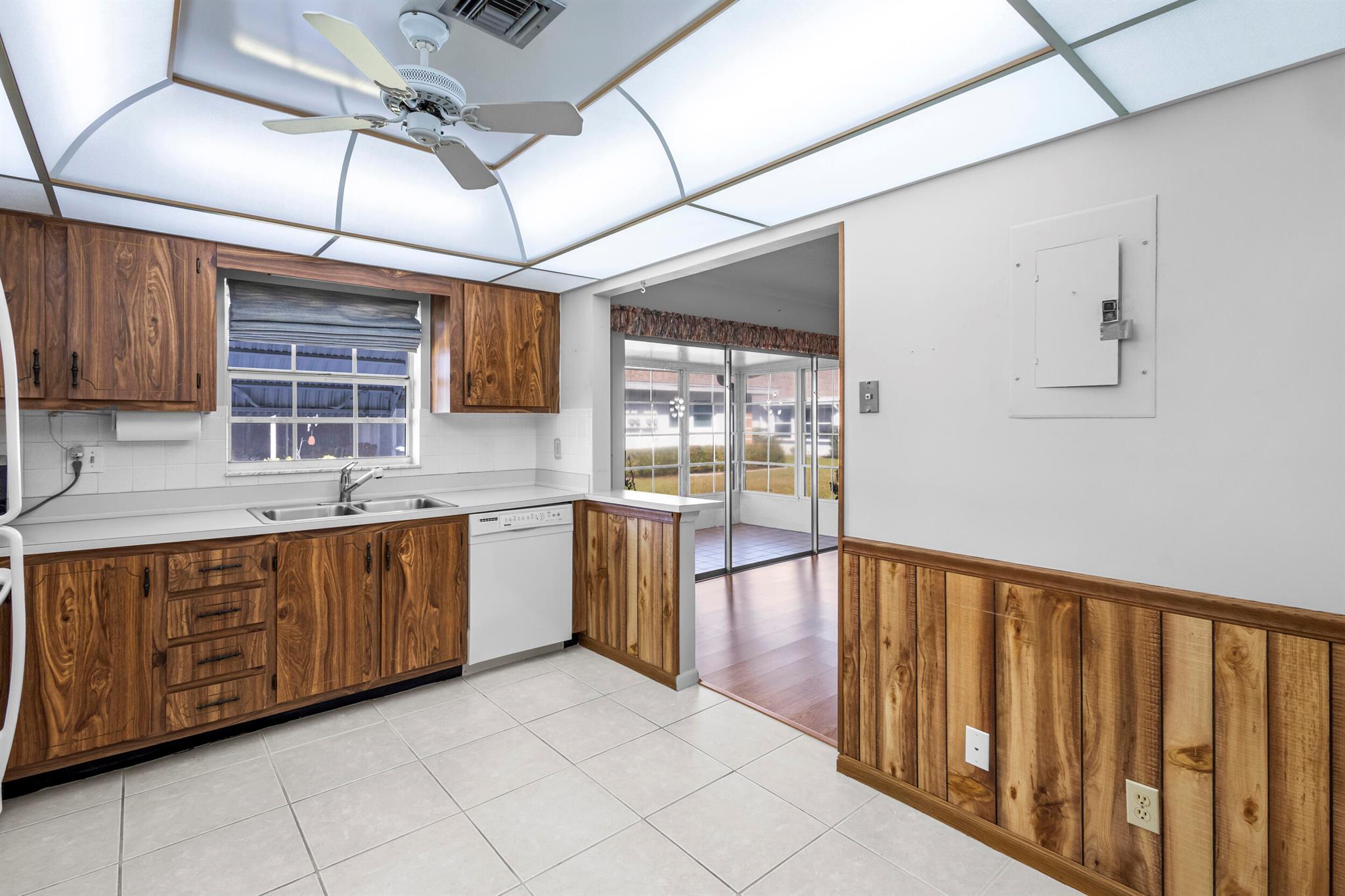 HIGH POINT OF FORT PIERCE CONDOMINIUM SECTION 2 - Residential