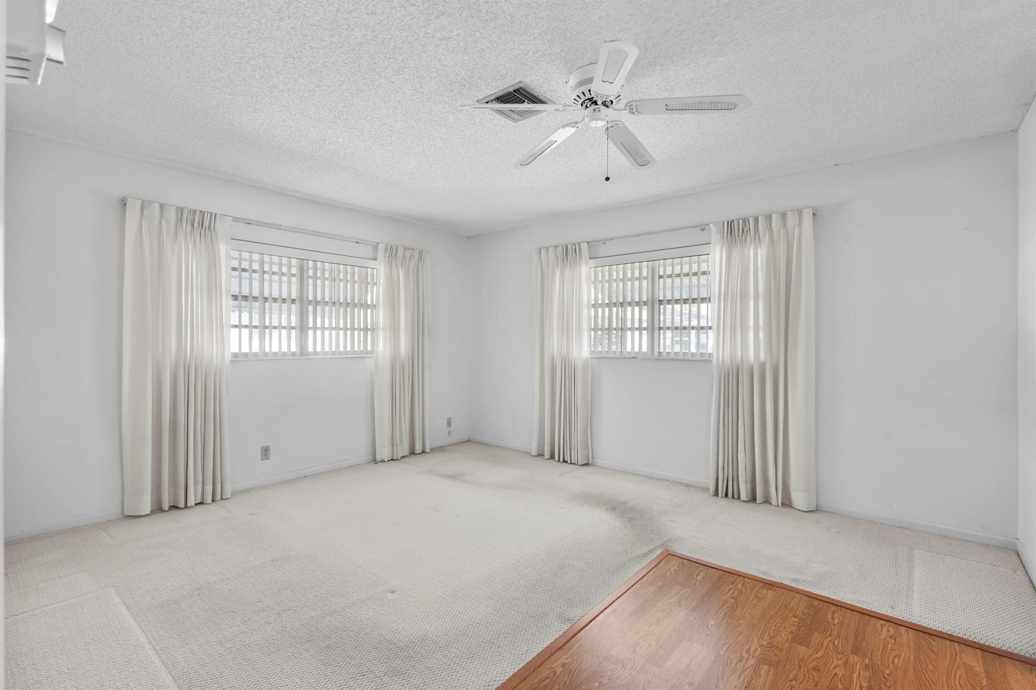 HIGH POINT OF FORT PIERCE CONDOMINIUM SECTION 2 - Residential