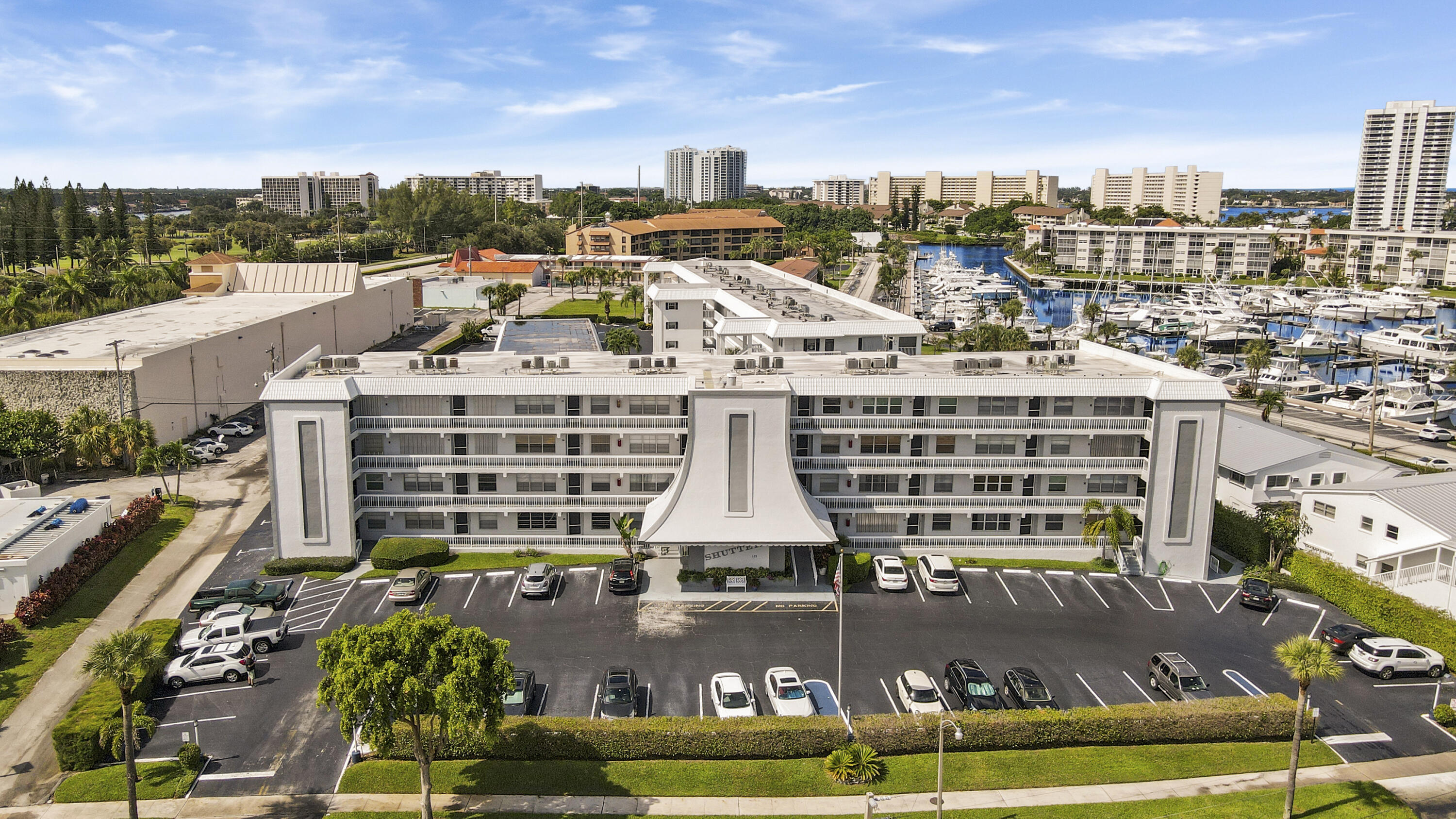 his elegant condo features a recently updated kitchen and bathrooms, two large bedrooms, an en suite primary bathroom, bamboo wood flooring throughout and WASHER/DRYER IN UNIT. The large screened-in patio gives views of Safe Harbor Marina and pool. In addition, the building offers a private storage locker for each unit, bicycle and kayak storage, and one assigned parking space. This home is MOVE-IN READY! This building is walking distance to the North Palm Beach Country Club, Farmers Table restaurant, and only 15 miles to Palm Beach International Airport.