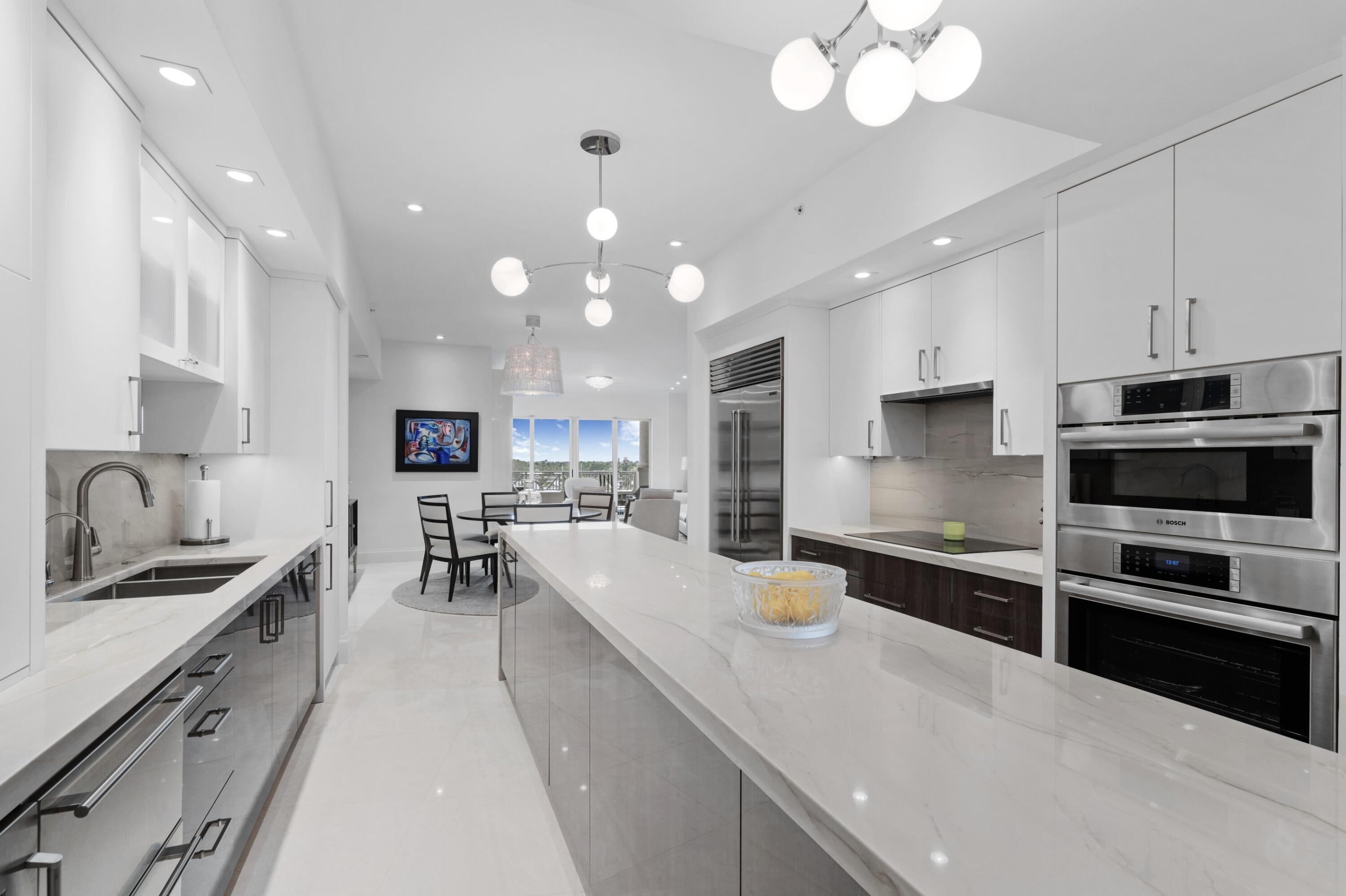 ESPLANADE GRANDE CONDO - Residential