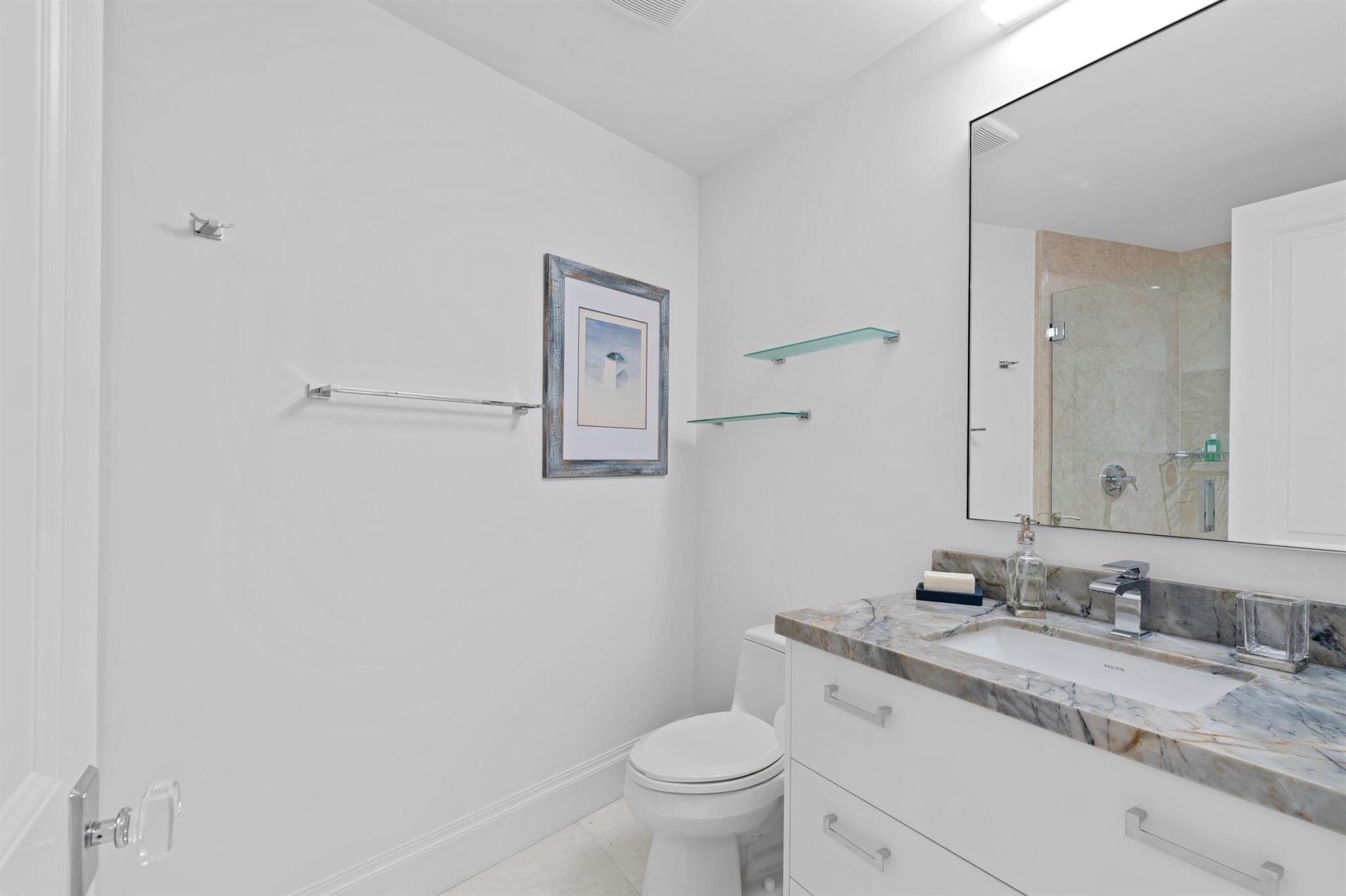 ESPLANADE GRANDE CONDO - Residential