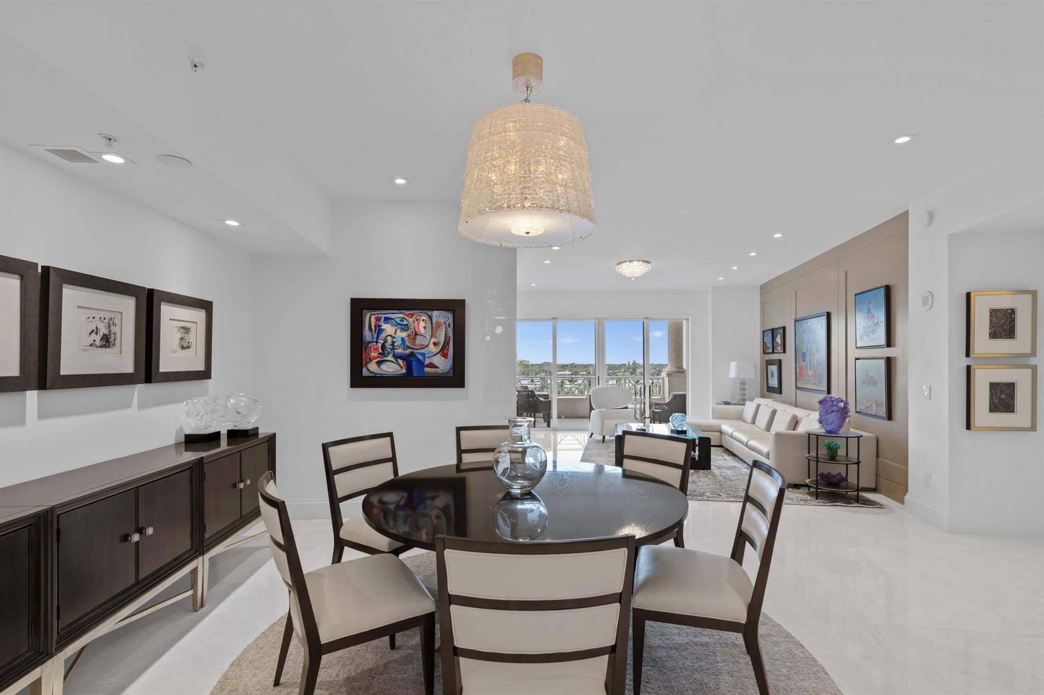 ESPLANADE GRANDE CONDO - Residential