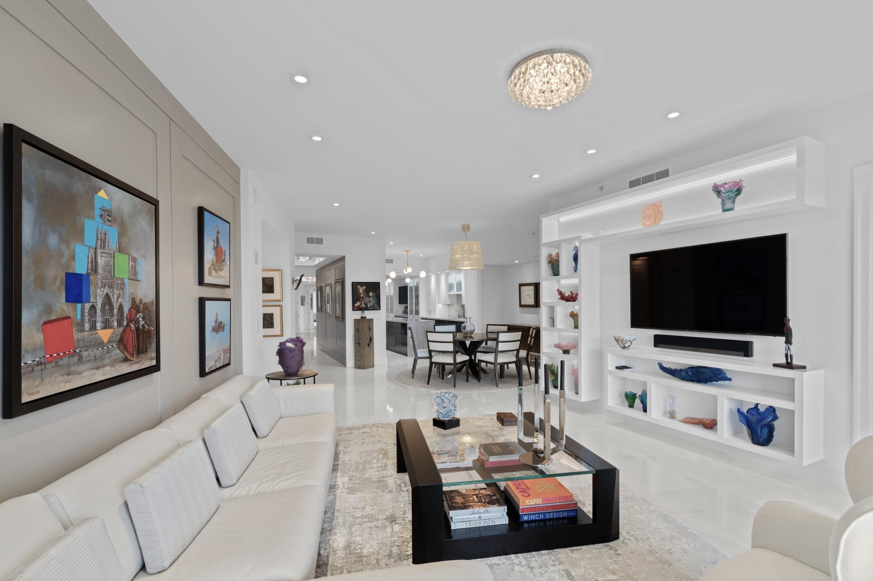 ESPLANADE GRANDE CONDO - Residential