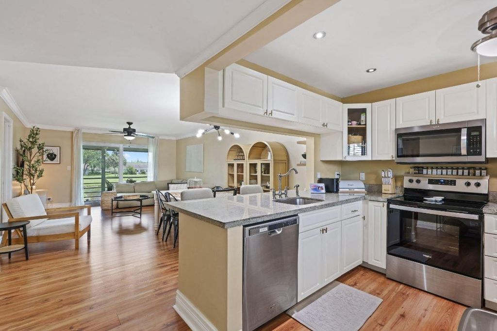 Photo of 2700 Fiore Way #2020, Delray Beach, FL 33445 (MLS # R11098804)