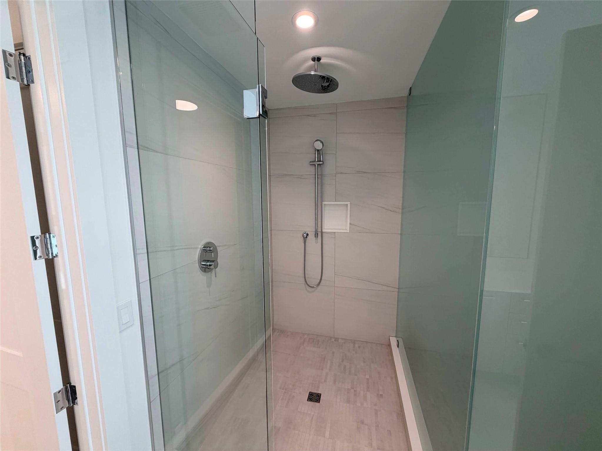 SELENE OCEANFRONT RESIDEN - Residential