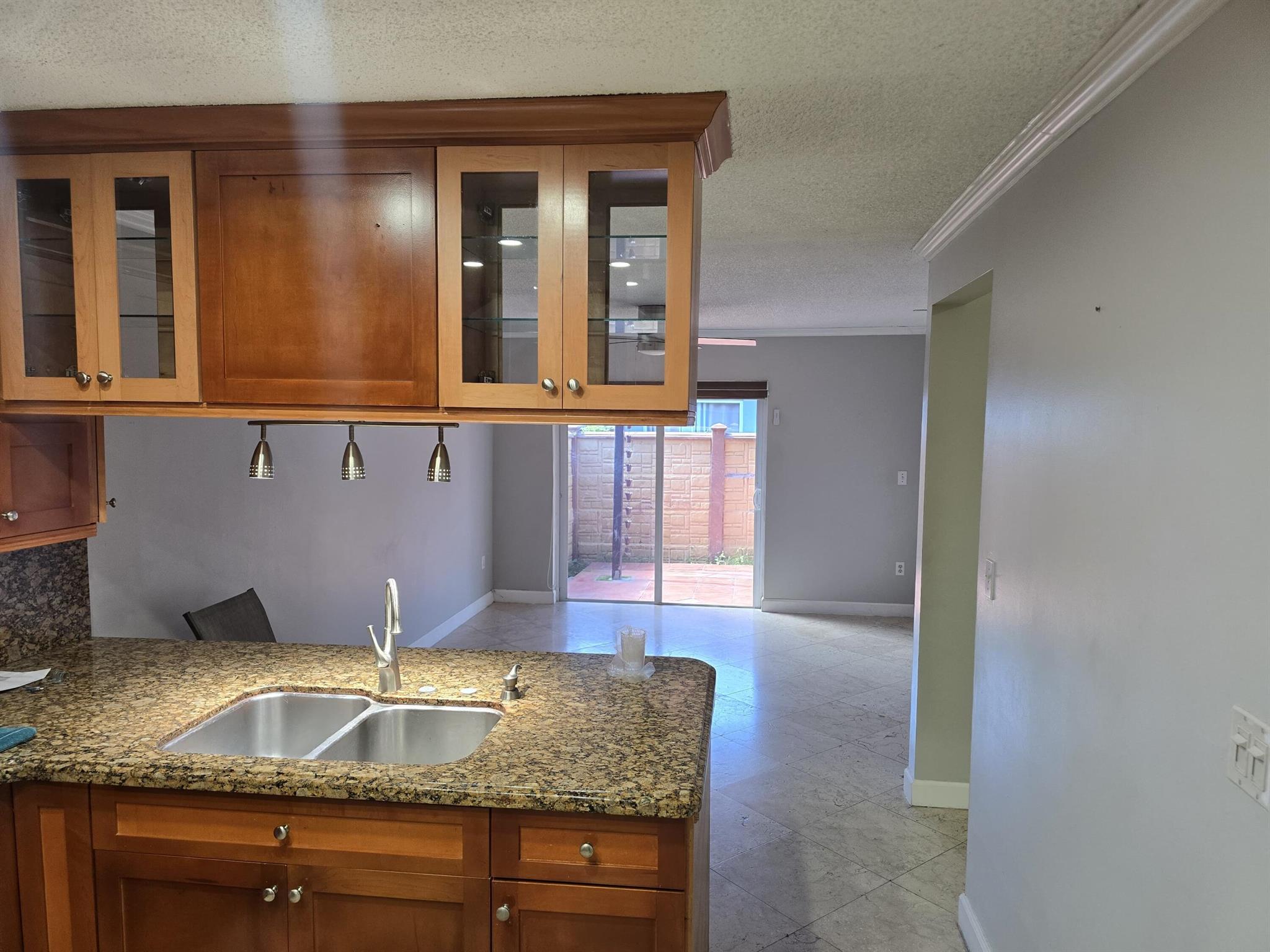 MIMI SUB - Residential Lease