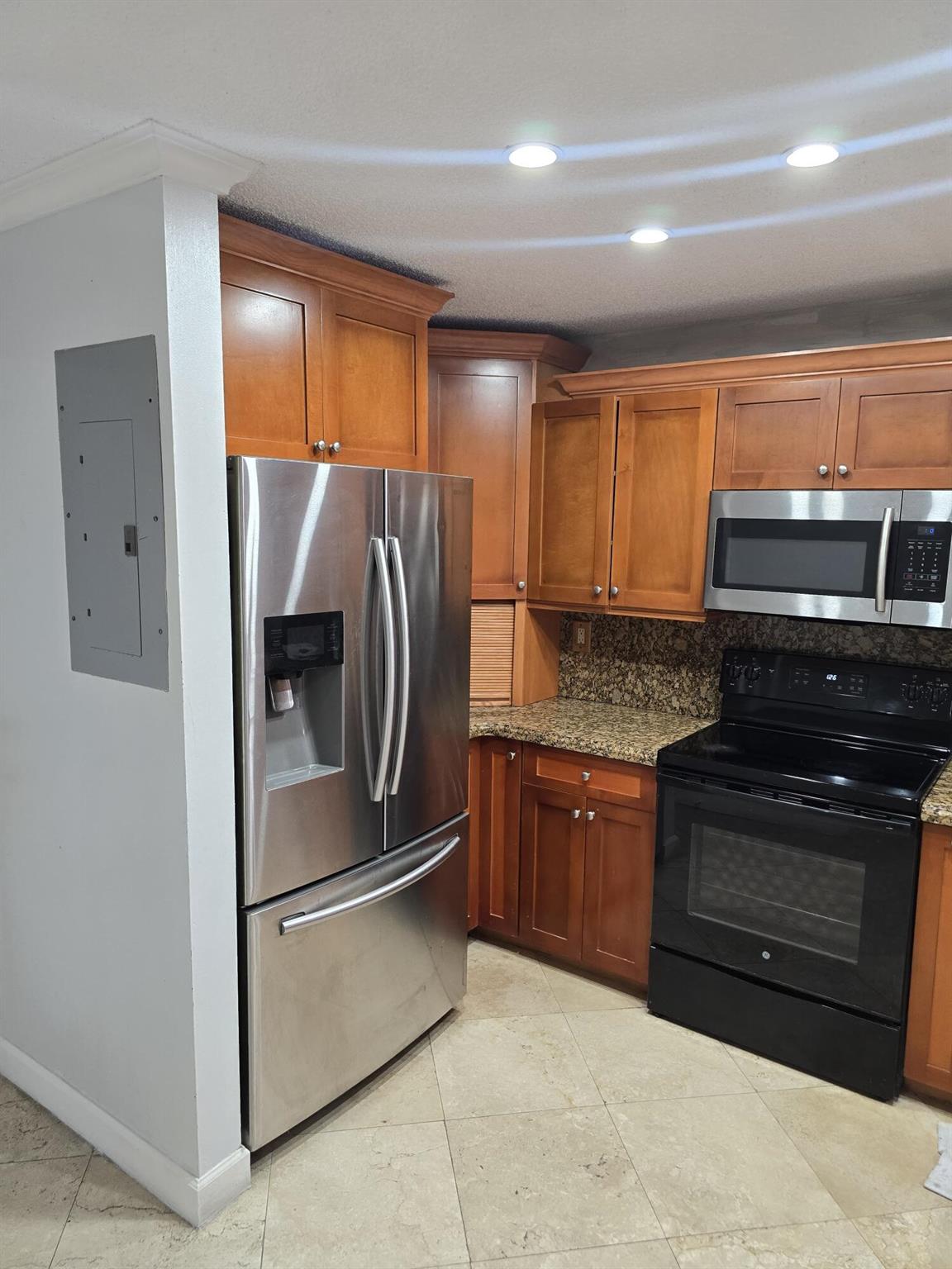 MIMI SUB - Residential Lease